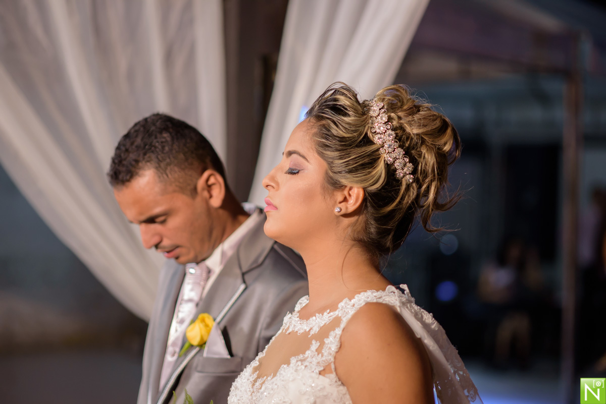 Decoração: Tony Decor

Make : Aninha Lyra

Celebrante : Pastor Jota Belarmino

Musicas das entradas : Diego

Buffet: Saborami

Bombons das lembrancinhas : Margarida

Bolo: Quitéria

Bordados: Leonardo Filho

Bem casados: Patrícia

Taças dos noivos : Lapid