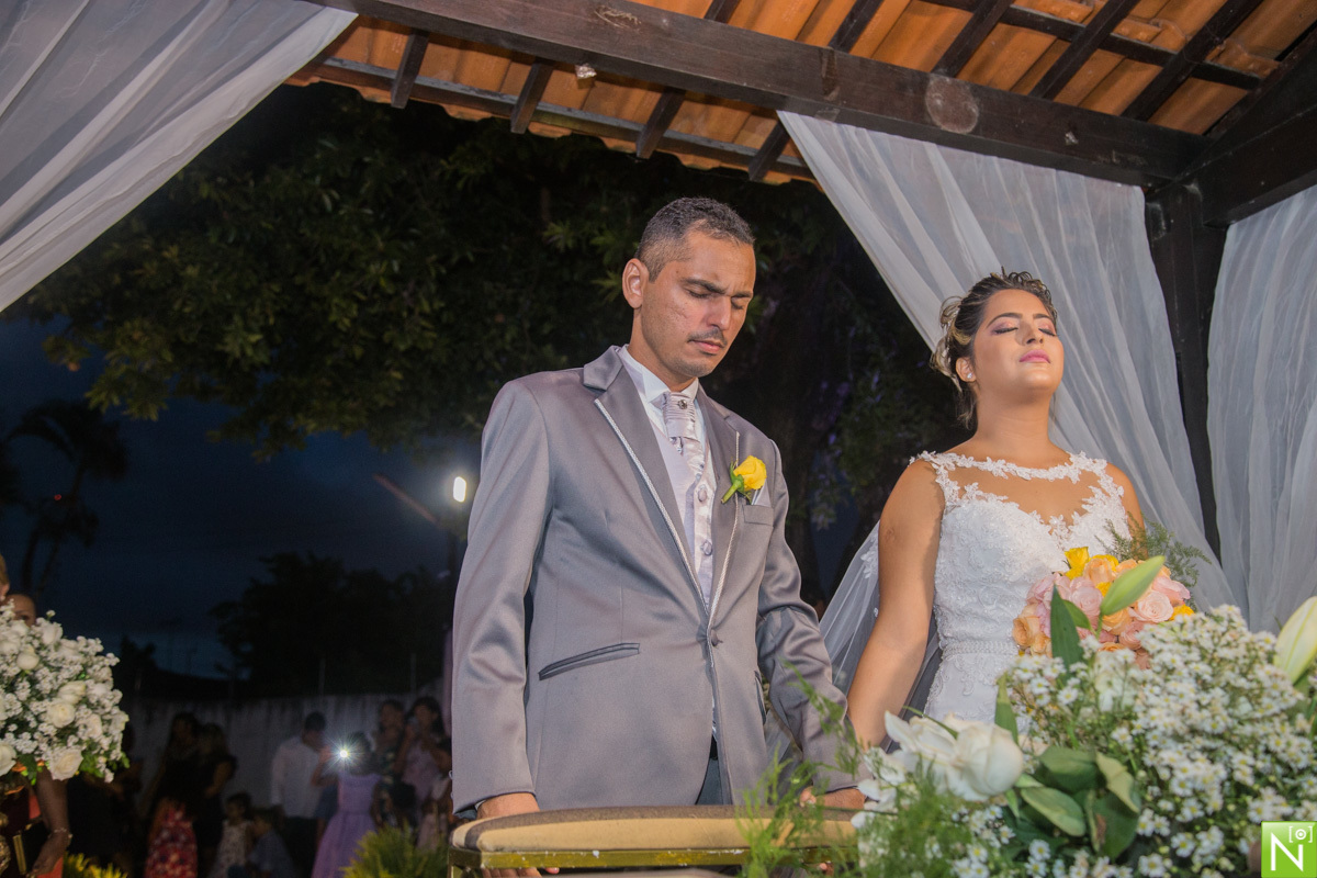 Decoração: Tony Decor

Make : Aninha Lyra

Celebrante : Pastor Jota Belarmino

Musicas das entradas : Diego

Buffet: Saborami

Bombons das lembrancinhas : Margarida

Bolo: Quitéria

Bordados: Leonardo Filho

Bem casados: Patrícia

Taças dos noivos : Lapid