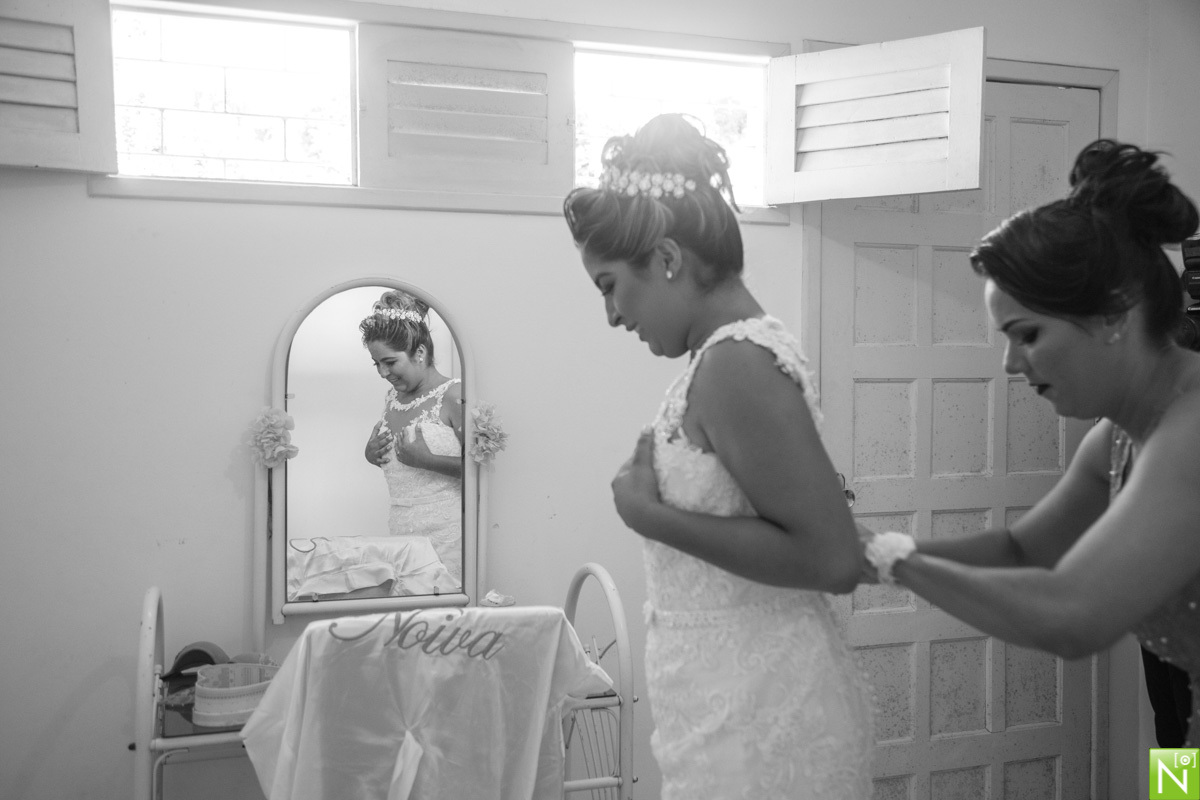 Decoração: Tony Decor

Make : Aninha Lyra

Celebrante : Pastor Jota Belarmino

Musicas das entradas : Diego

Buffet: Saborami

Bombons das lembrancinhas : Margarida

Bolo: Quitéria

Bordados: Leonardo Filho

Bem casados: Patrícia

Taças dos noivos : Lapid