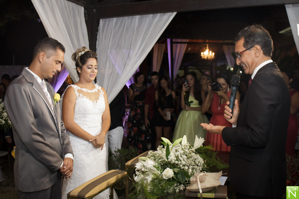 Decoração: Tony Decor

Make : Aninha Lyra

Celebrante : Pastor Jota Belarmino

Musicas das entradas : Diego

Buffet: Saborami

Bombons das lembrancinhas : Margarida

Bolo: Quitéria

Bordados: Leonardo Filho

Bem casados: Patrícia

Taças dos noivos : Lapid