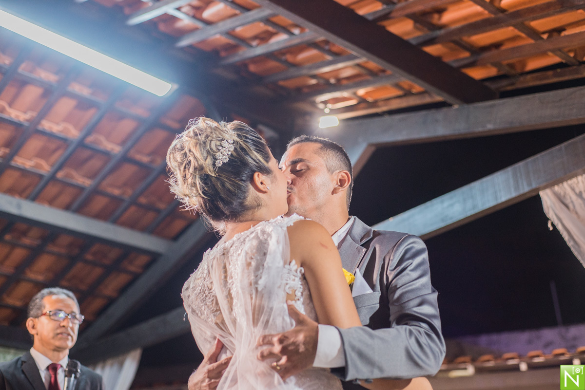 Decoração: Tony Decor

Make : Aninha Lyra

Celebrante : Pastor Jota Belarmino

Musicas das entradas : Diego

Buffet: Saborami

Bombons das lembrancinhas : Margarida

Bolo: Quitéria

Bordados: Leonardo Filho

Bem casados: Patrícia

Taças dos noivos : Lapid