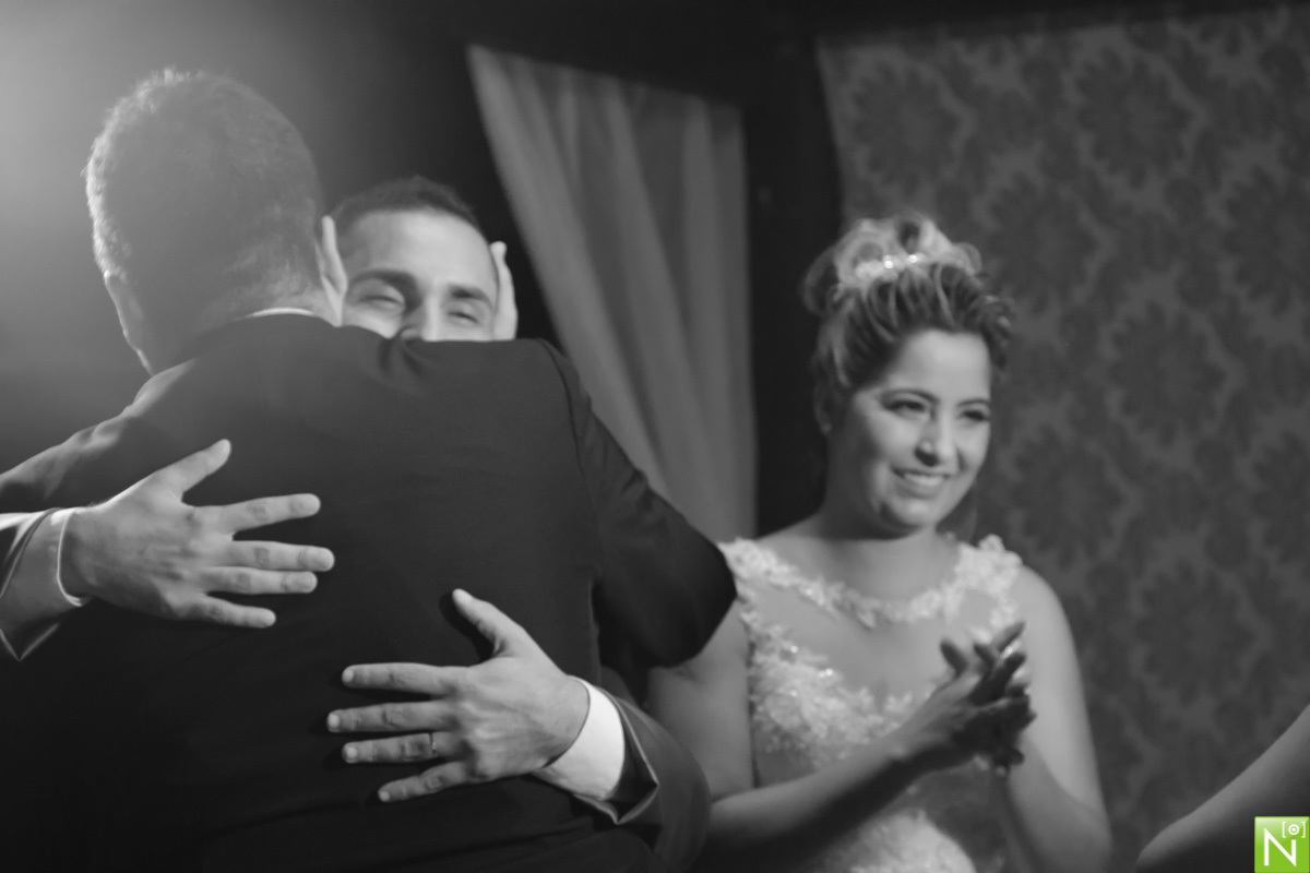 Decoração: Tony Decor

Make : Aninha Lyra

Celebrante : Pastor Jota Belarmino

Musicas das entradas : Diego

Buffet: Saborami

Bombons das lembrancinhas : Margarida

Bolo: Quitéria

Bordados: Leonardo Filho

Bem casados: Patrícia

Taças dos noivos : Lapid