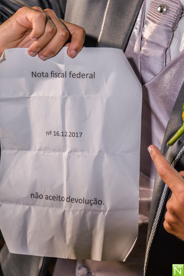 Decoração: Tony Decor

Make : Aninha Lyra

Celebrante : Pastor Jota Belarmino

Musicas das entradas : Diego

Buffet: Saborami

Bombons das lembrancinhas : Margarida

Bolo: Quitéria

Bordados: Leonardo Filho

Bem casados: Patrícia

Taças dos noivos : Lapid