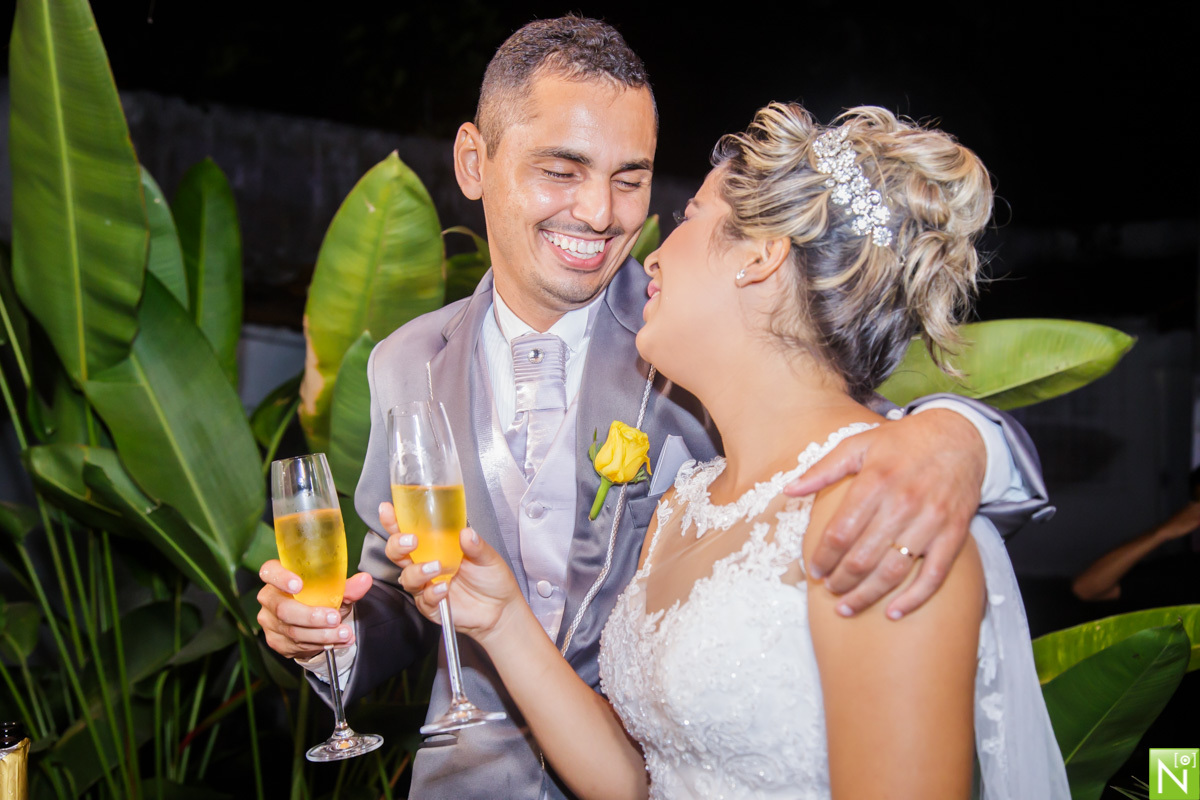 Decoração: Tony Decor

Make : Aninha Lyra

Celebrante : Pastor Jota Belarmino

Musicas das entradas : Diego

Buffet: Saborami

Bombons das lembrancinhas : Margarida

Bolo: Quitéria

Bordados: Leonardo Filho

Bem casados: Patrícia

Taças dos noivos : Lapid