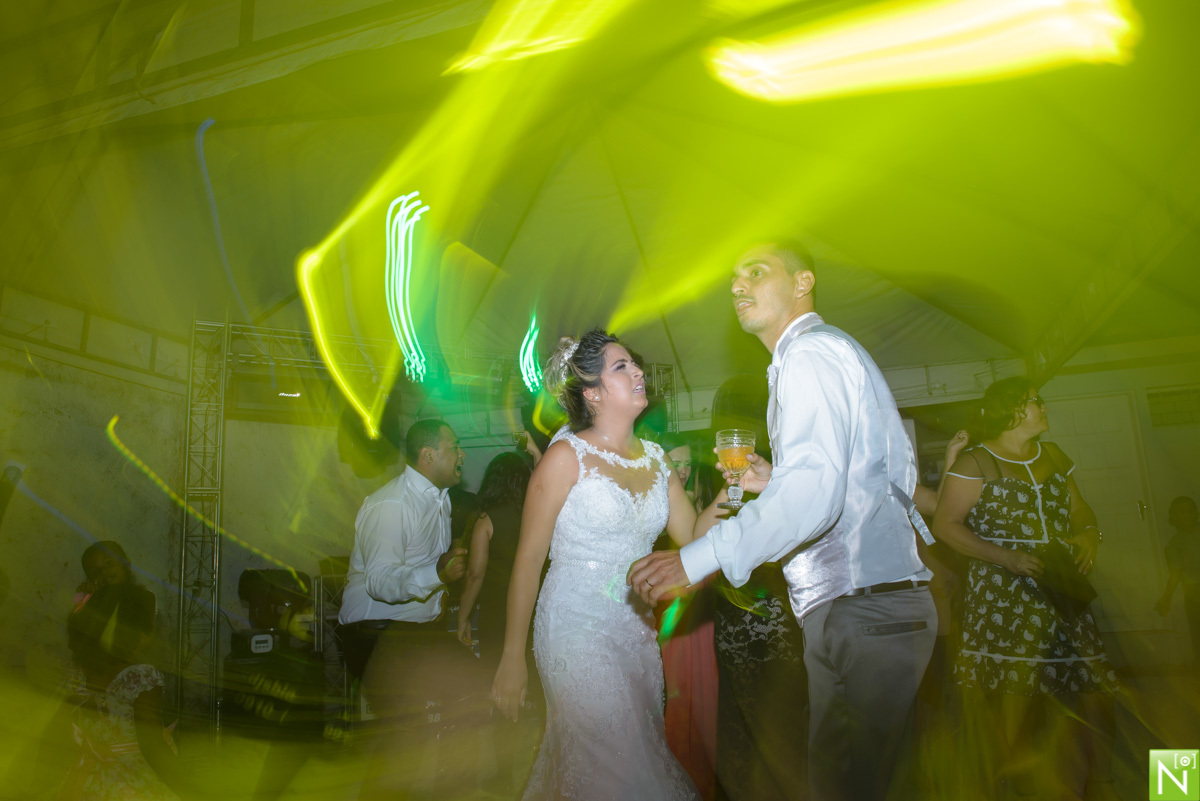 Decoração: Tony Decor

Make : Aninha Lyra

Celebrante : Pastor Jota Belarmino

Musicas das entradas : Diego

Buffet: Saborami

Bombons das lembrancinhas : Margarida

Bolo: Quitéria

Bordados: Leonardo Filho

Bem casados: Patrícia

Taças dos noivos : Lapid