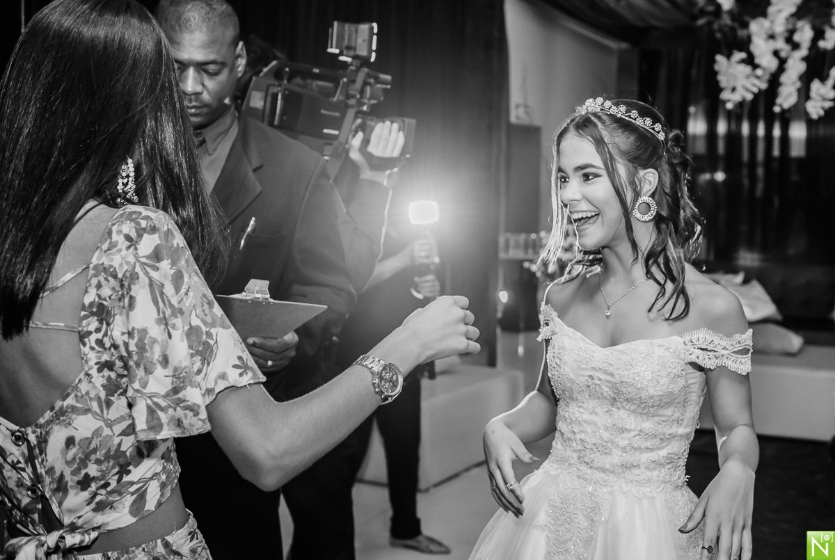 Fotógrafo-de-debutante-Maceió, 15 anos maceió, Buffet-coma-bem, Recepção e Buffet: Buffet Coma Bem, Filmagem David Bezerra, Decoração Júnior Lisboa, Animação de Eventos, Lalacra Nox, Bolo Cakes Farias, Banda Xande e Farra top, DJ Van, Equipamentos de som 