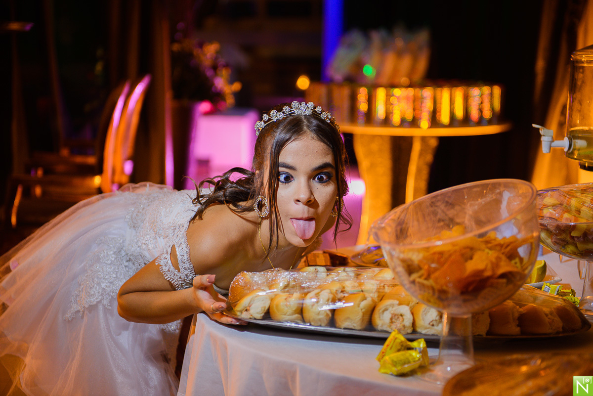 Fotógrafo-de-debutante-Maceió, 15 anos maceió, Buffet-coma-bem, Recepção e Buffet: Buffet Coma Bem, Filmagem David Bezerra, Decoração Júnior Lisboa, Animação de Eventos, Lalacra Nox, Bolo Cakes Farias, Banda Xande e Farra top, DJ Van, Equipamentos de som 