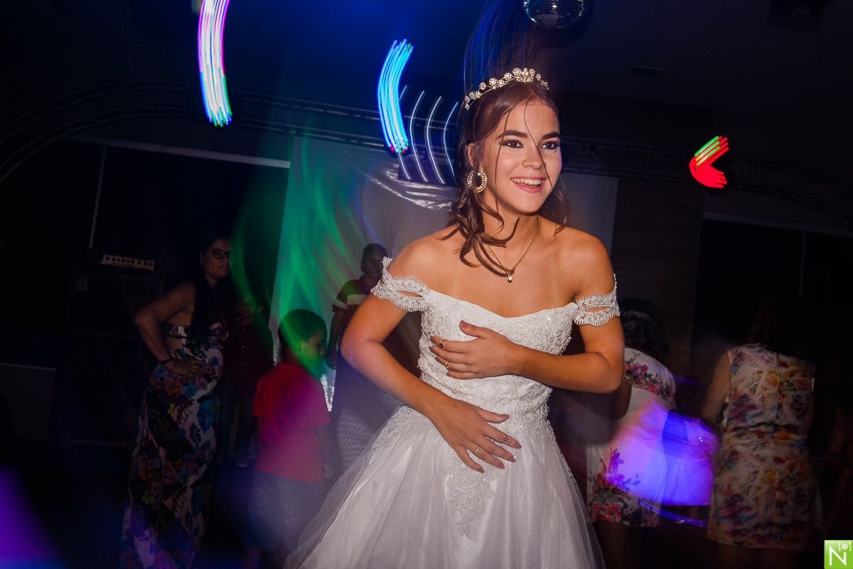 Fotógrafo-de-debutante-Maceió, 15 anos maceió, Buffet-coma-bem, Recepção e Buffet: Buffet Coma Bem, Filmagem David Bezerra, Decoração Júnior Lisboa, Animação de Eventos, Lalacra Nox, Bolo Cakes Farias, Banda Xande e Farra top, DJ Van, Equipamentos de som 