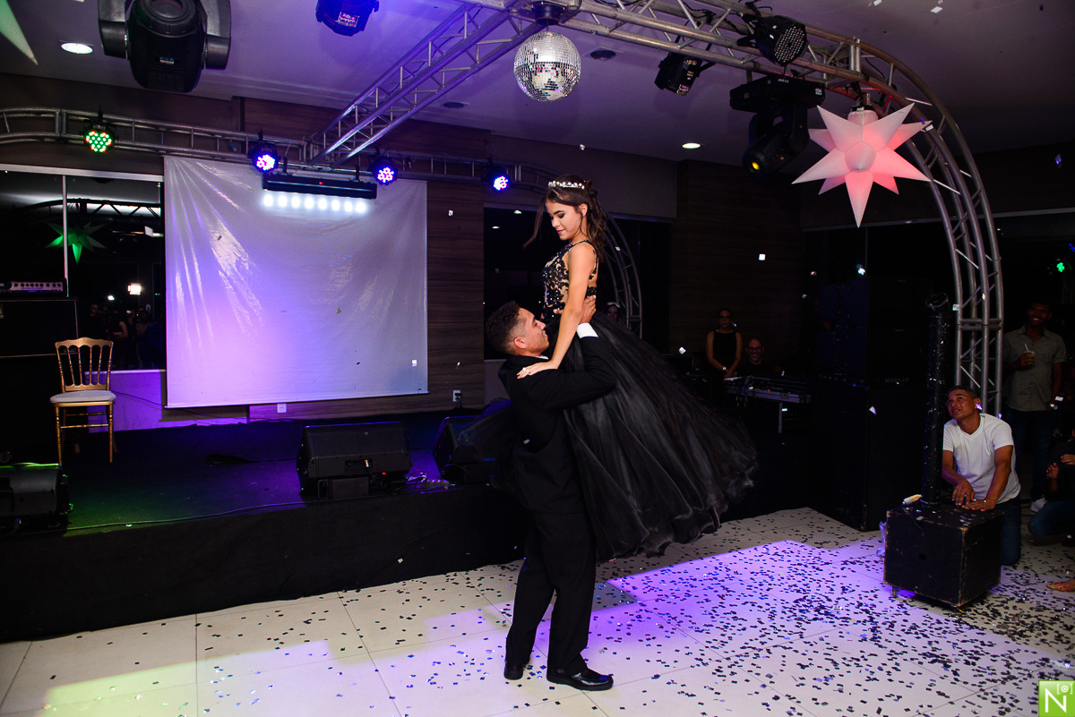 Fotógrafo-de-debutante-Maceió, 15 anos maceió, Buffet-coma-bem, Recepção e Buffet: Buffet Coma Bem, Filmagem David Bezerra, Decoração Júnior Lisboa, Animação de Eventos, Lalacra Nox, Bolo Cakes Farias, Banda Xande e Farra top, DJ Van, Equipamentos de som 