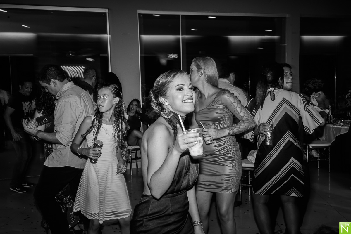 Fotógrafo-de-debutante-Maceió, 15 anos maceió, Buffet-coma-bem, Recepção e Buffet: Buffet Coma Bem, Filmagem David Bezerra, Decoração Júnior Lisboa, Animação de Eventos, Lalacra Nox, Bolo Cakes Farias, Banda Xande e Farra top, DJ Van, Equipamentos de som 