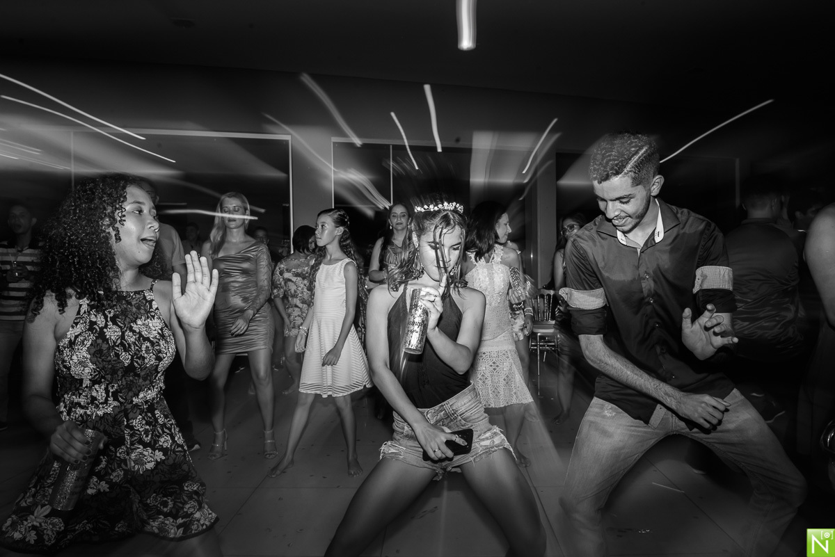 Fotógrafo-de-debutante-Maceió, 15 anos maceió, Buffet-coma-bem, Recepção e Buffet: Buffet Coma Bem, Filmagem David Bezerra, Decoração Júnior Lisboa, Animação de Eventos, Lalacra Nox, Bolo Cakes Farias, Banda Xande e Farra top, DJ Van, Equipamentos de som 