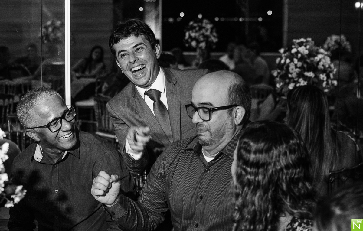 Fotógrafo-de-debutante-Maceió, 15 anos maceió, Buffet-coma-bem, Recepção e Buffet: Buffet Coma Bem, Filmagem David Bezerra, Decoração Júnior Lisboa, Animação de Eventos, Lalacra Nox, Bolo Cakes Farias, Banda Xande e Farra top, DJ Van, Equipamentos de som 