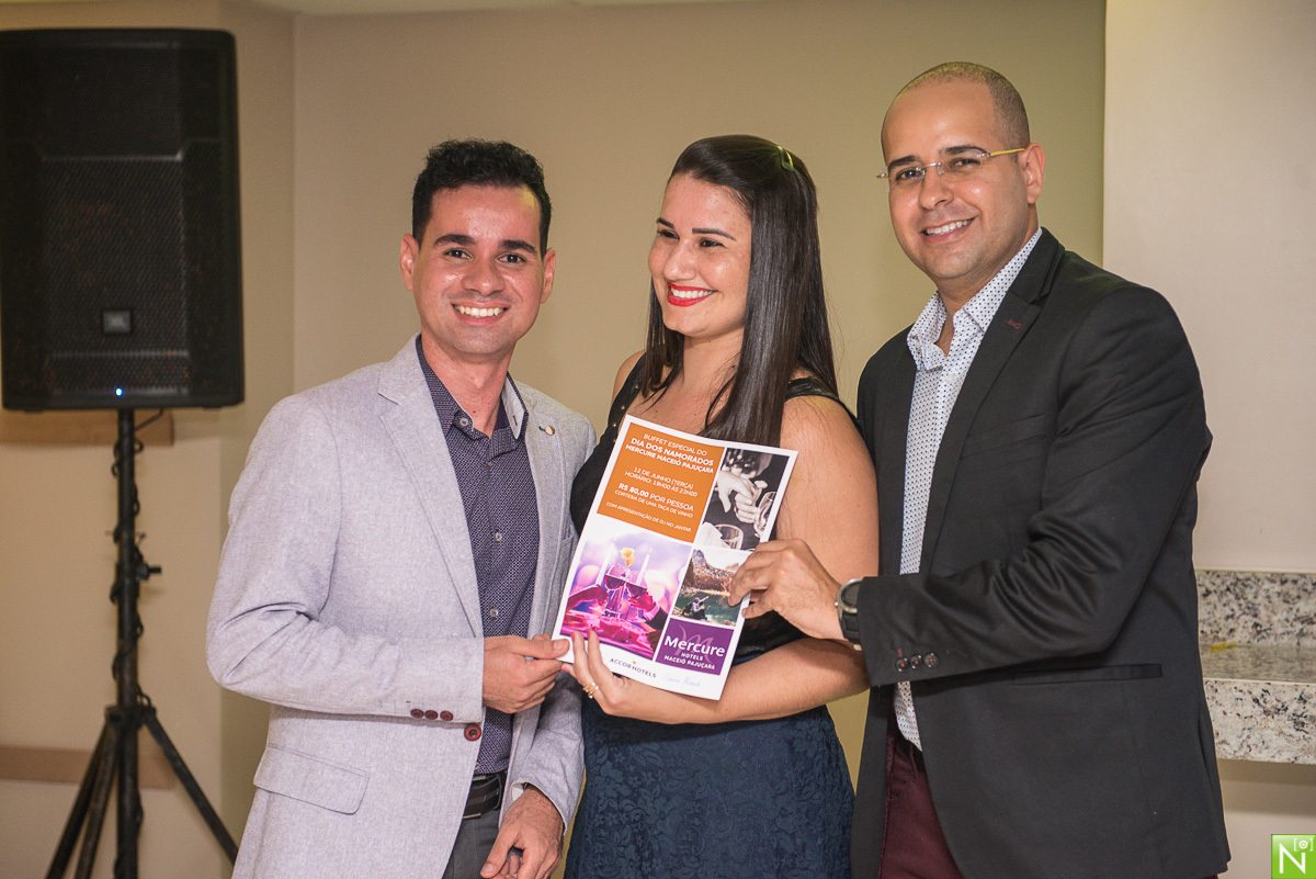 Yummy confeitaria- bem casados

Ana Wanderley.-buffet

Locatto - Móveis

Marcos peixoto -  Espumantes Rio Sol

Andrews Moura - Filmagem  

Fernando Peron. - Palestrante

Brainstorm. - Gráfica

Juan Porfirio. - Estrategista empresarial e político

360 - Gr