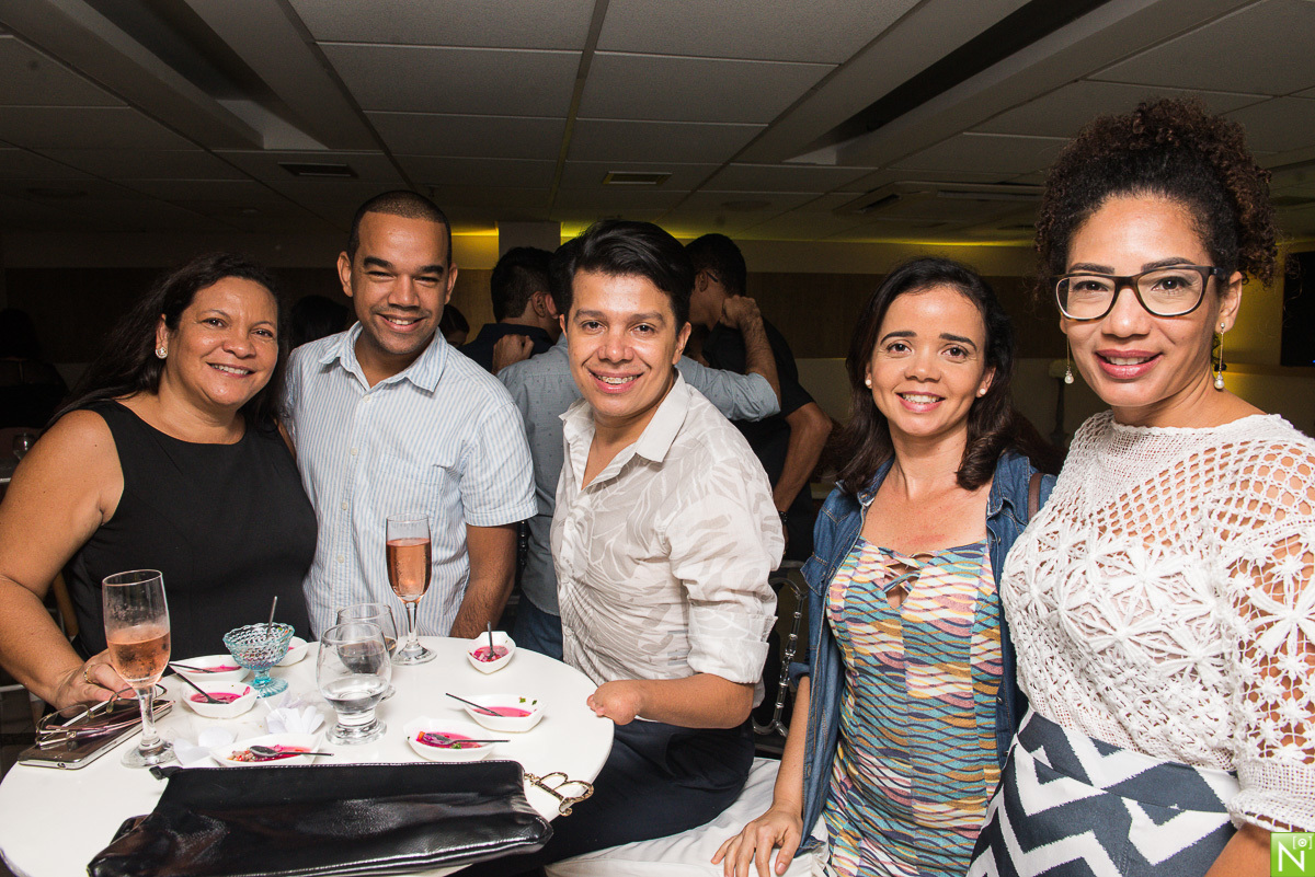 Yummy confeitaria- bem casados

Ana Wanderley.-buffet

Locatto - Móveis

Marcos peixoto -  Espumantes Rio Sol

Andrews Moura - Filmagem  

Fernando Peron. - Palestrante

Brainstorm. - Gráfica

Juan Porfirio. - Estrategista empresarial e político

360 - Gr