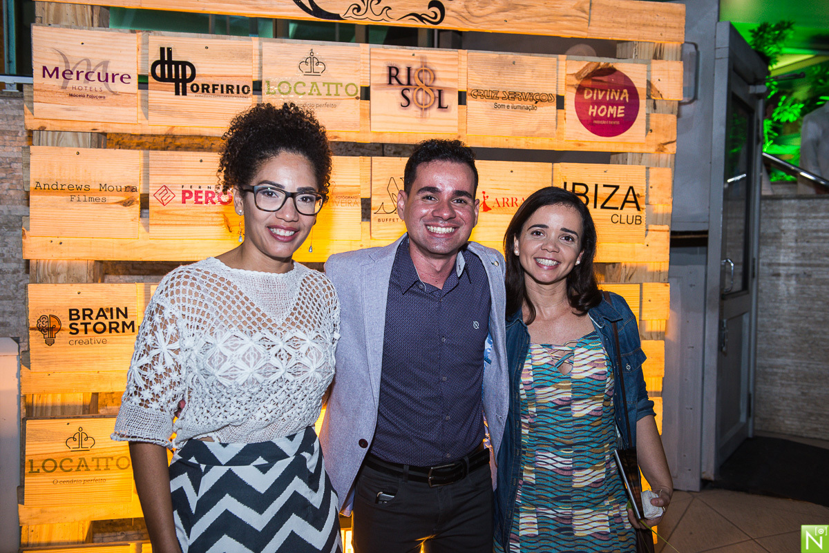 Yummy confeitaria- bem casados

Ana Wanderley.-buffet

Locatto - Móveis

Marcos peixoto -  Espumantes Rio Sol

Andrews Moura - Filmagem  

Fernando Peron. - Palestrante

Brainstorm. - Gráfica

Juan Porfirio. - Estrategista empresarial e político

360 - Gr