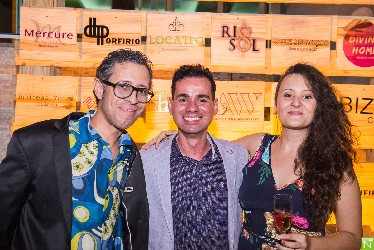 Yummy confeitaria- bem casados

Ana Wanderley.-buffet

Locatto - Móveis

Marcos peixoto -  Espumantes Rio Sol

Andrews Moura - Filmagem  

Fernando Peron. - Palestrante

Brainstorm. - Gráfica

Juan Porfirio. - Estrategista empresarial e político

360 - Gr