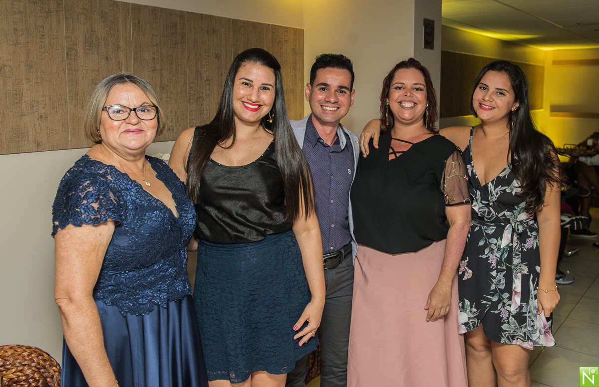 Yummy confeitaria- bem casados

Ana Wanderley.-buffet

Locatto - Móveis

Marcos peixoto -  Espumantes Rio Sol

Andrews Moura - Filmagem  

Fernando Peron. - Palestrante

Brainstorm. - Gráfica

Juan Porfirio. - Estrategista empresarial e político

360 - Gr