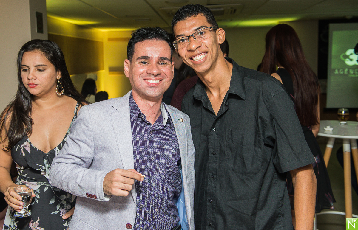 Yummy confeitaria- bem casados

Ana Wanderley.-buffet

Locatto - Móveis

Marcos peixoto -  Espumantes Rio Sol

Andrews Moura - Filmagem  

Fernando Peron. - Palestrante

Brainstorm. - Gráfica

Juan Porfirio. - Estrategista empresarial e político

360 - Gr