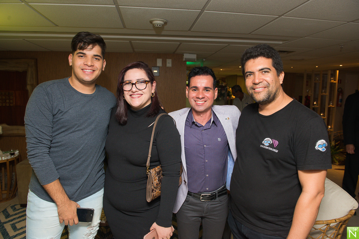 Yummy confeitaria- bem casados

Ana Wanderley.-buffet

Locatto - Móveis

Marcos peixoto -  Espumantes Rio Sol

Andrews Moura - Filmagem  

Fernando Peron. - Palestrante

Brainstorm. - Gráfica

Juan Porfirio. - Estrategista empresarial e político

360 - Gr