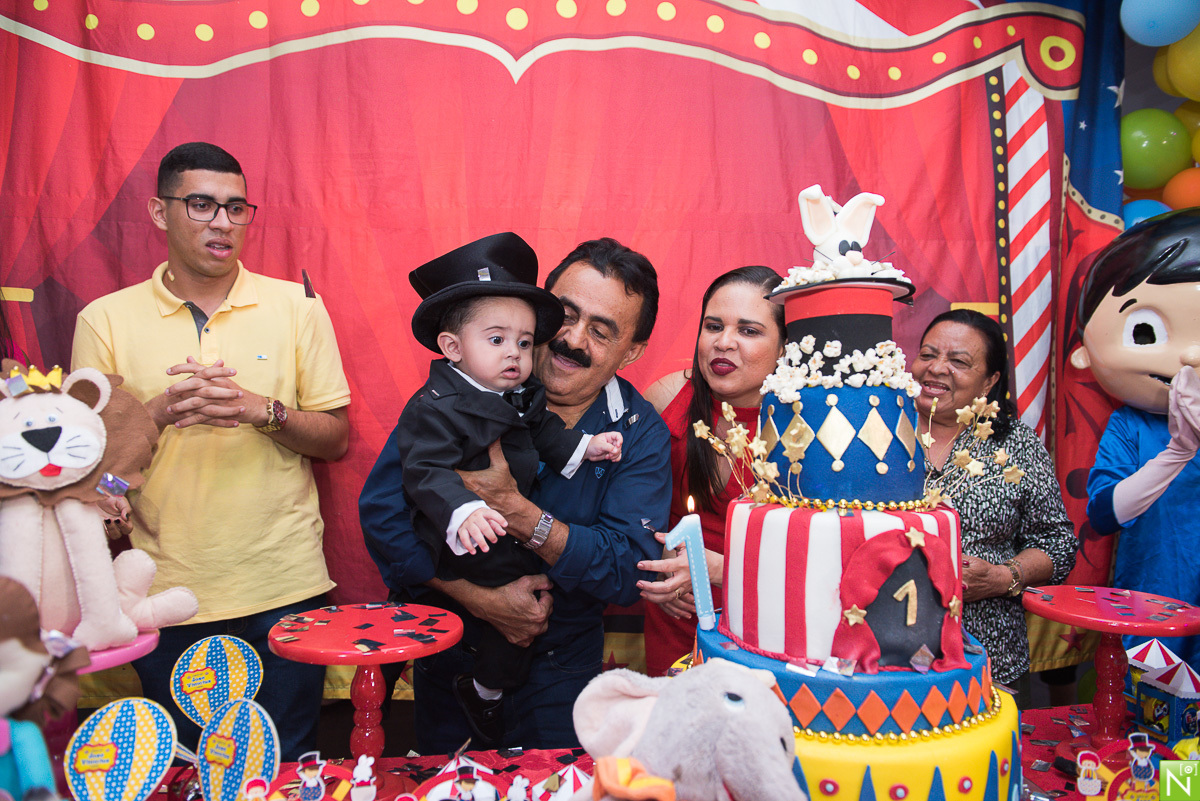 aniversário 1 ano circo, Salão de festas: Word Kids
Bolo: Espaço Ana Dayse Confeitaria
Animação: Turma Ruanito
Personalizados: Jossi Santos