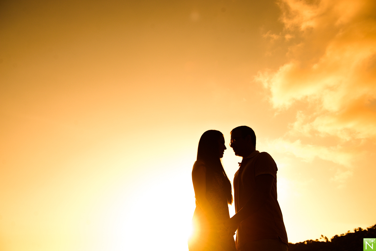 Sitio Lagoa Doce, Make e hair Aninha Lyra, Vestido: Rosi's Noivas,
Um detalhe, um olhar, um sorriso, local, vestido, maquiagem e o seu par perfeito, tudo tem que estar sincronizado, para momentos únicos a fotografia é tudo, o registro foi fe
