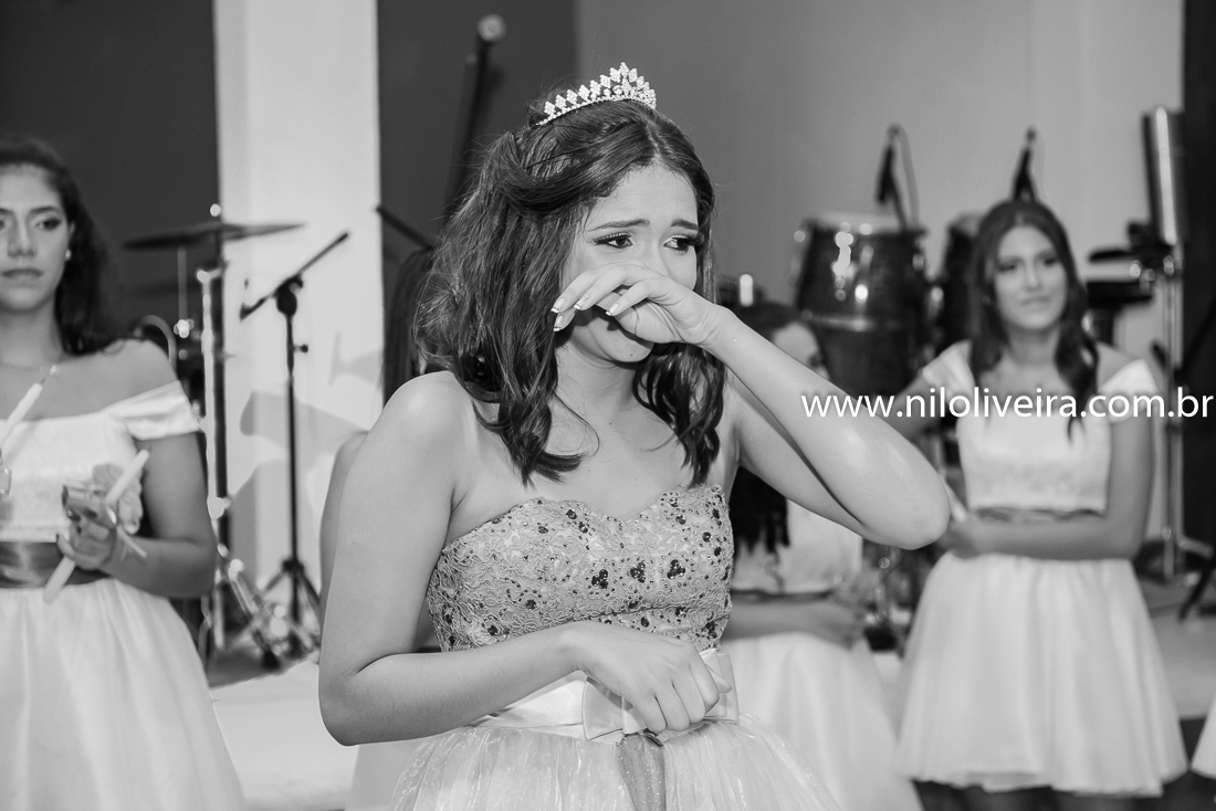 Fotógrafo de 15 anos Maceió Alagoas, decoração e Cerimonial Valoz e Silva, Buffet -Tony De cor, Banda e DJ Os Kafonas, Bolo Fábia Rocha, Lembrancinhas: Bm Artes Personalizadas, Oziel Telões, Vestido Aluvest, Salão de festas Clube dos Sargentos ASSMAL