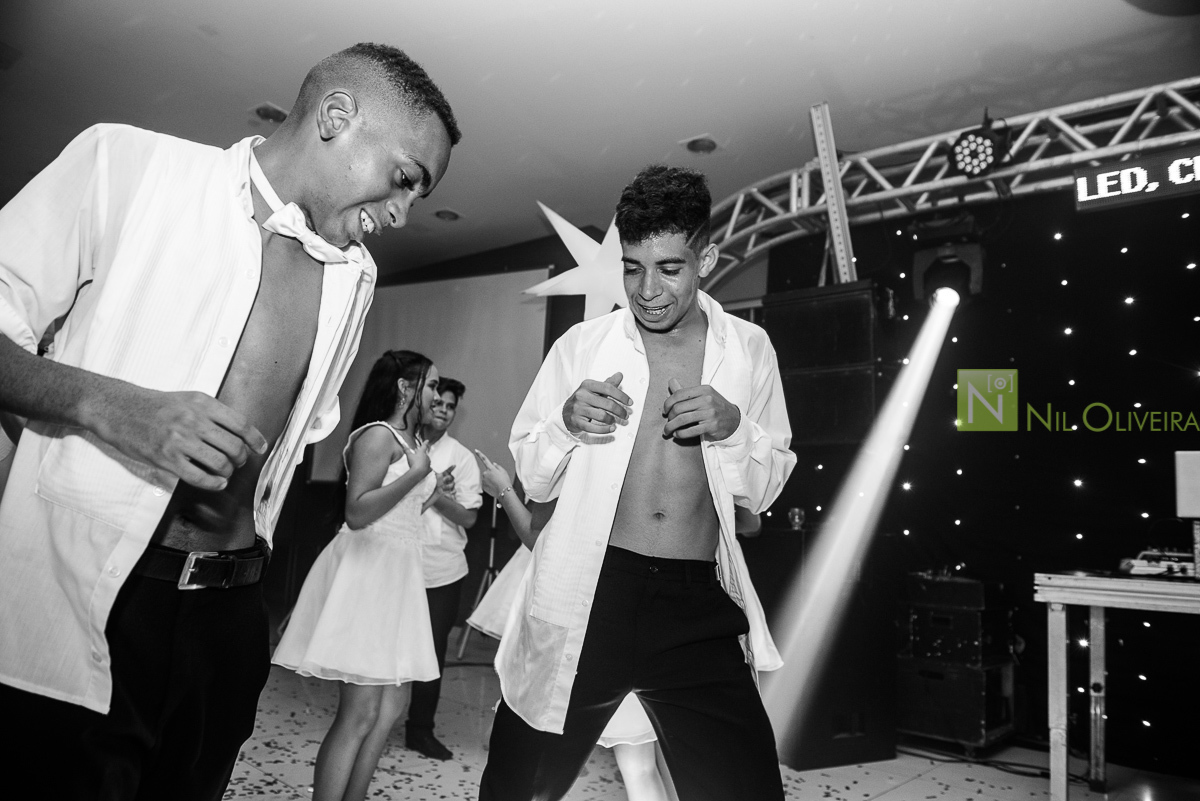 Fotógrafo de 15 anos Maceió Alagoas, decoração e Cerimonial Valoz e Silva, Buffet e Salão: Coma Bem, Decoração e Ceriomnial Valoz e Silva
Make : Aninha Lyra, Decorador: Junior Lisboa, Dj Léo & Delanie , Buffet e Salão: Coma Bem Maceió-alagoas
