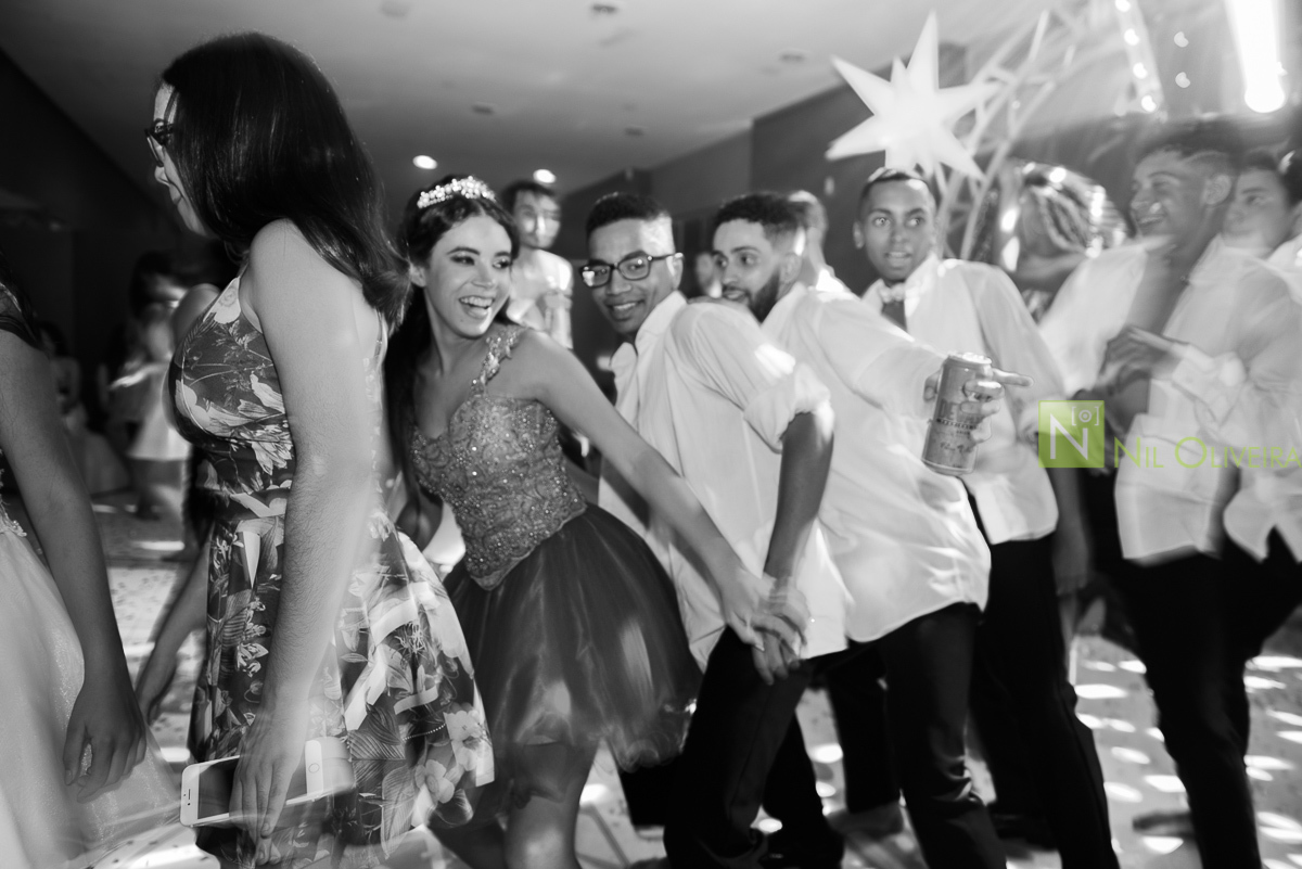 Fotógrafo de 15 anos Maceió Alagoas, decoração e Cerimonial Valoz e Silva, Buffet e Salão: Coma Bem, Decoração e Ceriomnial Valoz e Silva
Make : Aninha Lyra, Decorador: Junior Lisboa, Dj Léo & Delanie , Buffet e Salão: Coma Bem Maceió-alagoas
