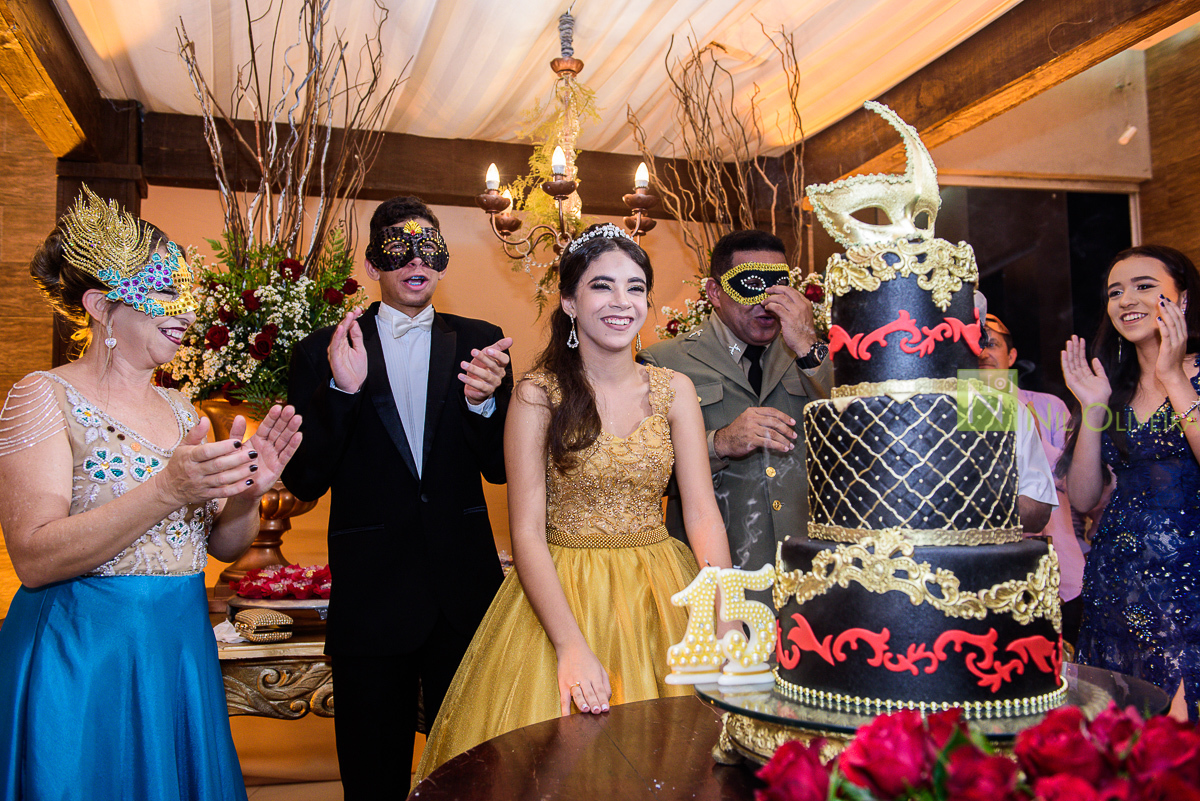 Fotógrafo de 15 anos Maceió Alagoas, decoração e Cerimonial Valoz e Silva, Buffet e Salão: Coma Bem, Decoração e Ceriomnial Valoz e Silva
Make : Aninha Lyra, Decorador: Junior Lisboa, Dj Léo & Delanie 

