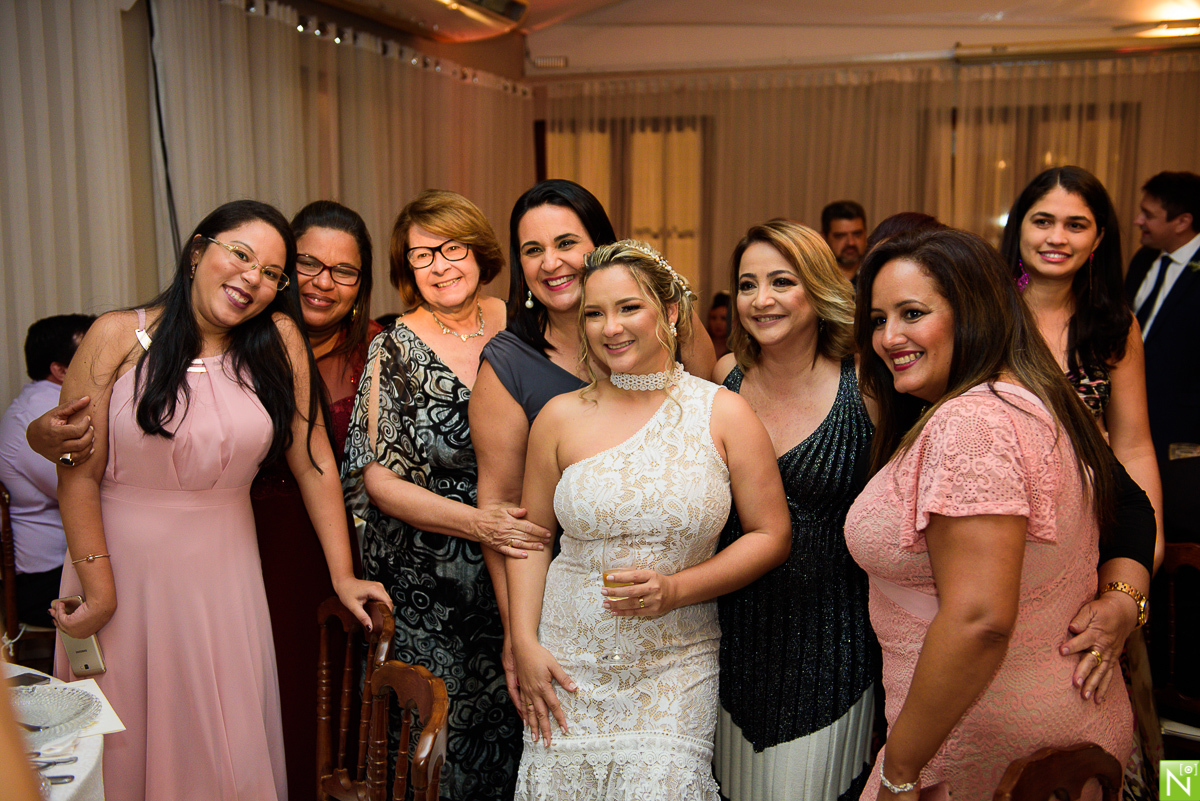 Igreja Nossa Senhora Nazaré, Wgoumert, Buffet Wgoumert, Cerimonial Kleanne Firemann, Arrazo Noivas, Chocola´j Cakes, Iluminação Cênica Equipamentos Flash, Dj Sax And Sounds, Fc Service Segurança
Bebidas Jambo Bebidas, Fotógrafo de casamento Al, Fotógrafo 