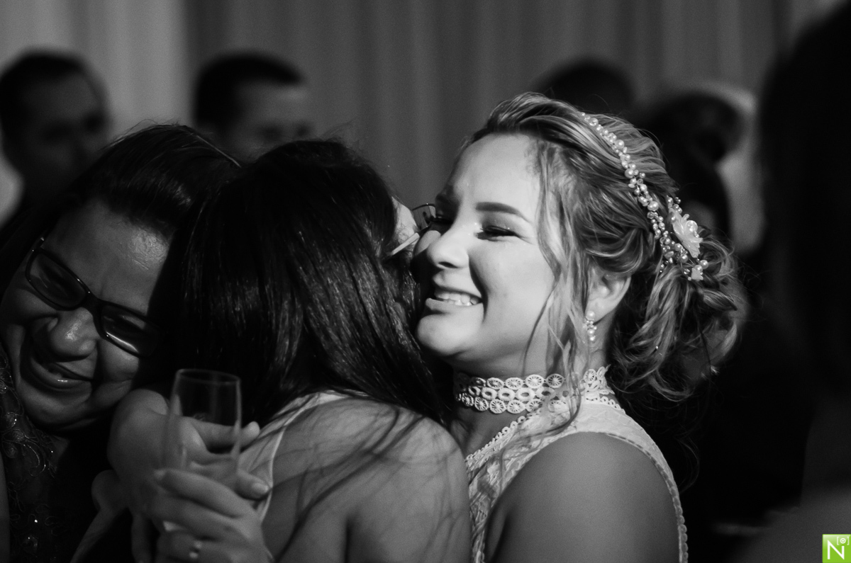 Igreja Nossa Senhora Nazaré, Wgoumert, Buffet Wgoumert, Cerimonial Kleanne Firemann, Arrazo Noivas, Chocola´j Cakes, Iluminação Cênica Equipamentos Flash, Dj Sax And Sounds, Fc Service Segurança
Bebidas Jambo Bebidas, Fotógrafo de casamento Al, Fotógrafo 