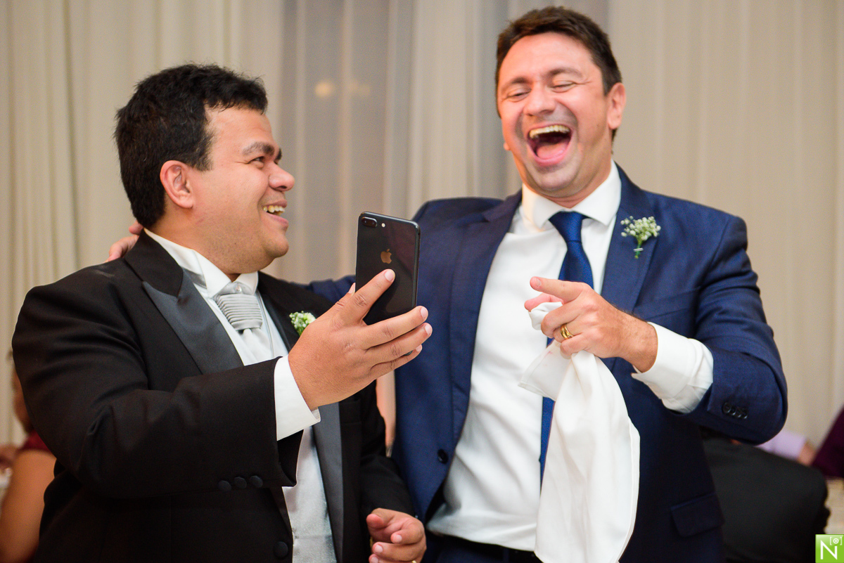 Igreja Nossa Senhora Nazaré, Wgoumert, Buffet Wgoumert, Cerimonial Kleanne Firemann, Arrazo Noivas, Chocola´j Cakes, Iluminação Cênica Equipamentos Flash, Dj Sax And Sounds, Fc Service Segurança
Bebidas Jambo Bebidas, Fotógrafo de casamento Al, Fotógrafo 