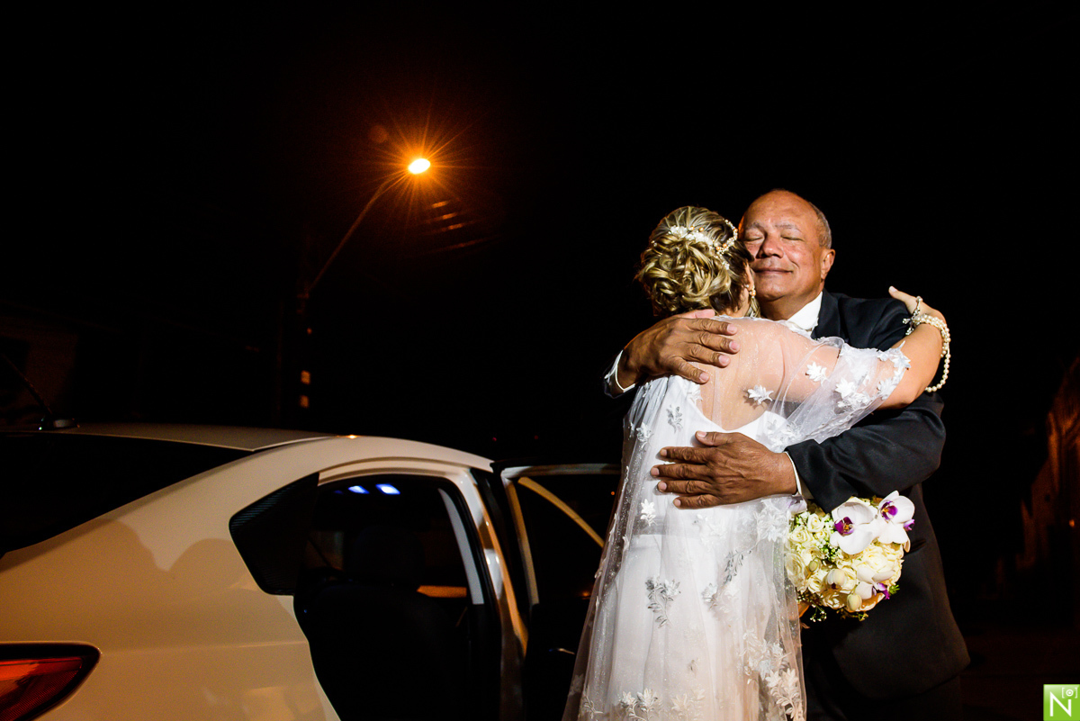 Igreja Nossa Senhora Nazaré, Wgoumert, Buffet Wgoumert, Cerimonial Kleanne Firemann, Arrazo Noivas, Chocola´j Cakes, Iluminação Cênica Equipamentos Flash, Dj Sax And Sounds, Fc Service Segurança
Bebidas Jambo Bebidas, Fotógrafo de casamento Al, Fotógrafo 