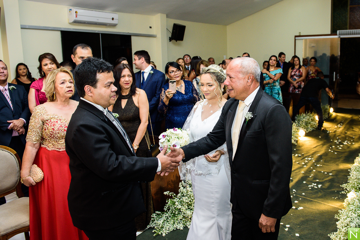 Igreja Nossa Senhora Nazaré, Wgoumert, Buffet Wgoumert, Cerimonial Kleanne Firemann, Arrazo Noivas, Chocola´j Cakes, Iluminação Cênica Equipamentos Flash, Dj Sax And Sounds, Fc Service Segurança
Bebidas Jambo Bebidas, Fotógrafo de casamento Al, Fotógrafo 