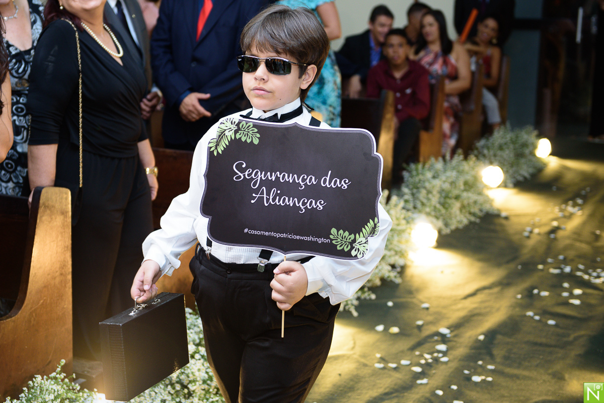 Igreja Nossa Senhora Nazaré, Wgoumert, Buffet Wgoumert, Cerimonial Kleanne Firemann, Arrazo Noivas, Chocola´j Cakes, Iluminação Cênica Equipamentos Flash, Dj Sax And Sounds, Fc Service Segurança
Bebidas Jambo Bebidas, Fotógrafo de casamento Al, Fotógrafo 