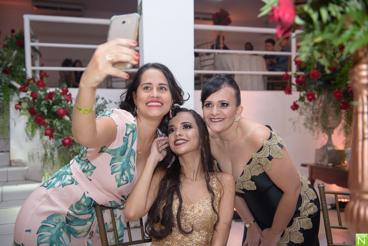 Fotógrafo de 15 anos Maceió Alagoas, Salão de festas Reviver, Buffet: Solange Araújo, Make : Aninha Lyra, Decorador: Junior Lisboa, Dj Léo & Delanie , Buffet e Salão: Coma Bem Maceió-alagoasm Decoração Junior Lisboa, Banda Márcia Fernanda, Super Laser, Ba