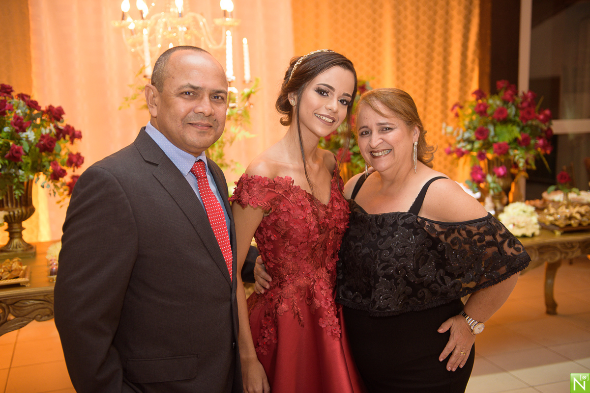 Fotógrafo de 15 anos Maceió Alagoas, Salão de festas Reviver, Buffet: Solange Araújo, Make : Aninha Lyra, Decorador: Junior Lisboa, Dj Léo & Delanie , Buffet e Salão: Coma Bem Maceió-alagoasm Decoração Junior Lisboa, Banda Márcia Fernanda, Super Laser, Ba