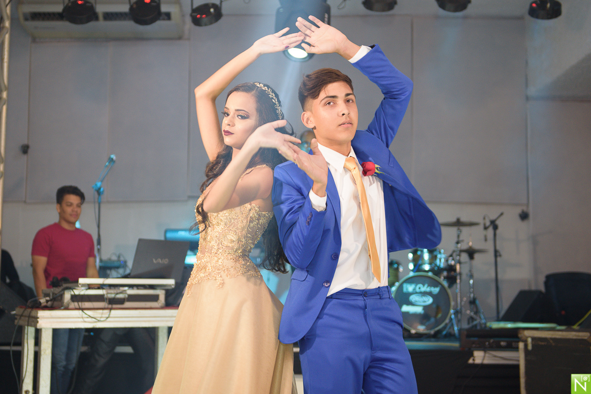 Fotógrafo de 15 anos Maceió Alagoas, Salão de festas Reviver, Buffet: Solange Araújo, Make : Aninha Lyra, Decorador: Junior Lisboa, Dj Léo & Delanie , Buffet e Salão: Coma Bem Maceió-alagoasm Decoração Junior Lisboa, Banda Márcia Fernanda, Super Laser, Ba