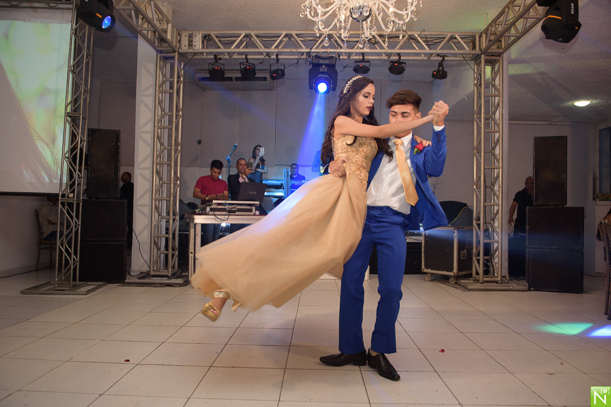 Fotógrafo de 15 anos Maceió Alagoas, Salão de festas Reviver, Buffet: Solange Araújo, Make : Aninha Lyra, Decorador: Junior Lisboa, Dj Léo & Delanie , Buffet e Salão: Coma Bem Maceió-alagoasm Decoração Junior Lisboa, Banda Márcia Fernanda, Super Laser, Ba