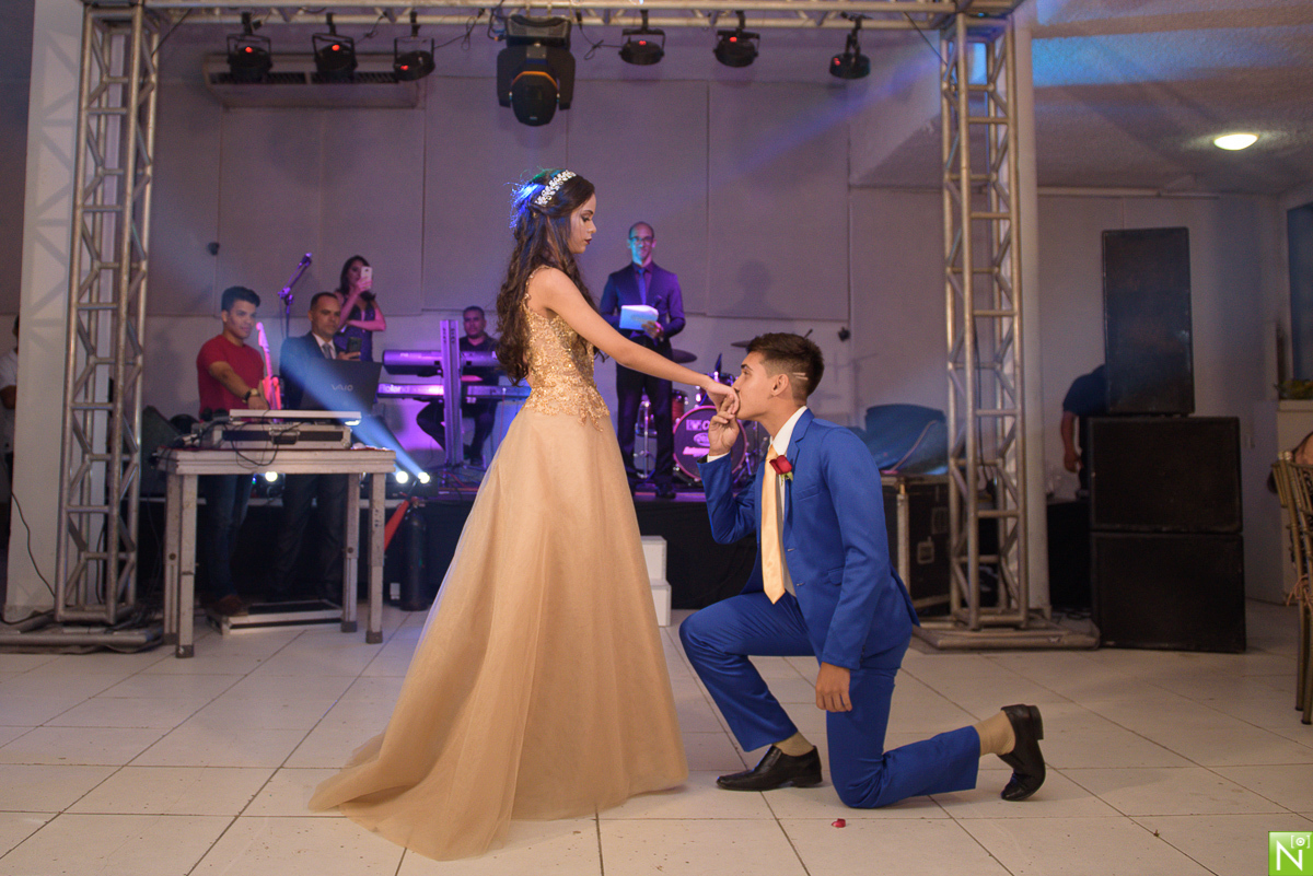 Fotógrafo de 15 anos Maceió Alagoas, Salão de festas Reviver, Buffet: Solange Araújo, Make : Aninha Lyra, Decorador: Junior Lisboa, Dj Léo & Delanie , Buffet e Salão: Coma Bem Maceió-alagoasm Decoração Junior Lisboa, Banda Márcia Fernanda, Super Laser, Ba