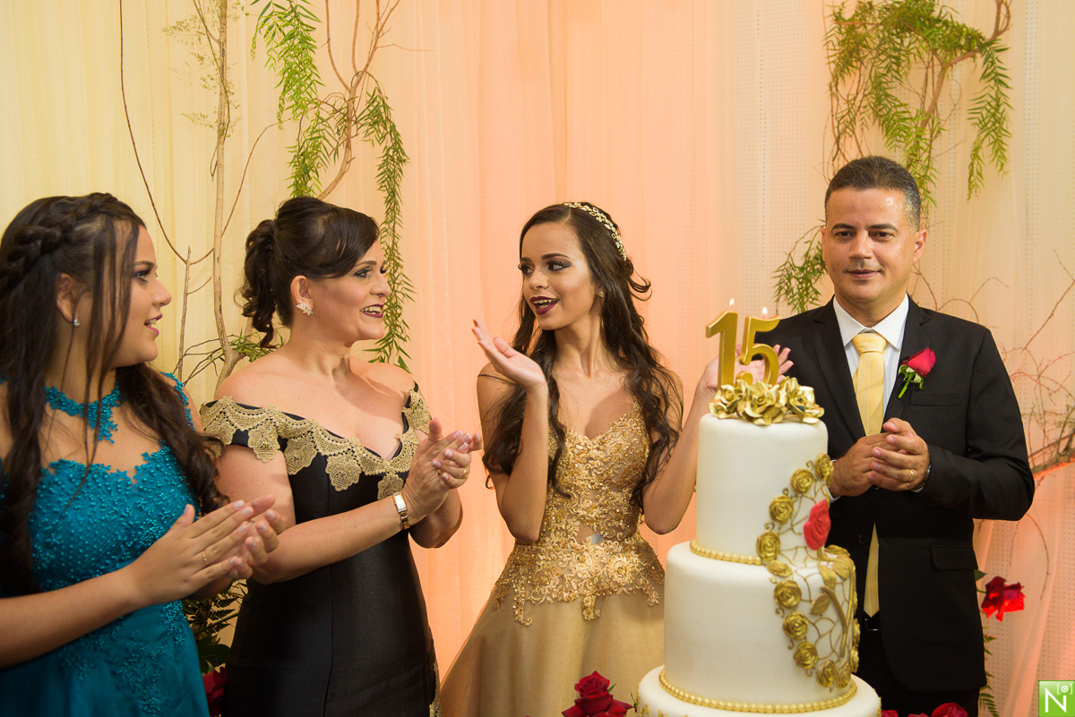 Fotógrafo de 15 anos Maceió Alagoas, Salão de festas Reviver, Buffet: Solange Araújo, Make : Aninha Lyra, Decorador: Junior Lisboa, Dj Léo & Delanie , Buffet e Salão: Coma Bem Maceió-alagoasm Decoração Junior Lisboa, Banda Márcia Fernanda, Super Laser, Ba