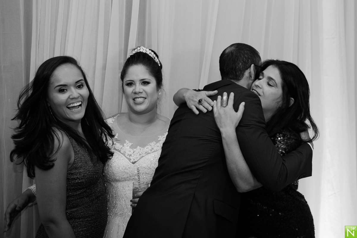 Cerimonia e Recepção: Picui, Wgoumert, Buffet Wgoumert, Arrazo Noivas, Banda: Som de Vinil mcz, DJ: Saulo Richard, Make e Hair: Aninha Lyra, 
Traje noivo: Vert Rouge Sophistige, Fotógrafo de casamento Al,
