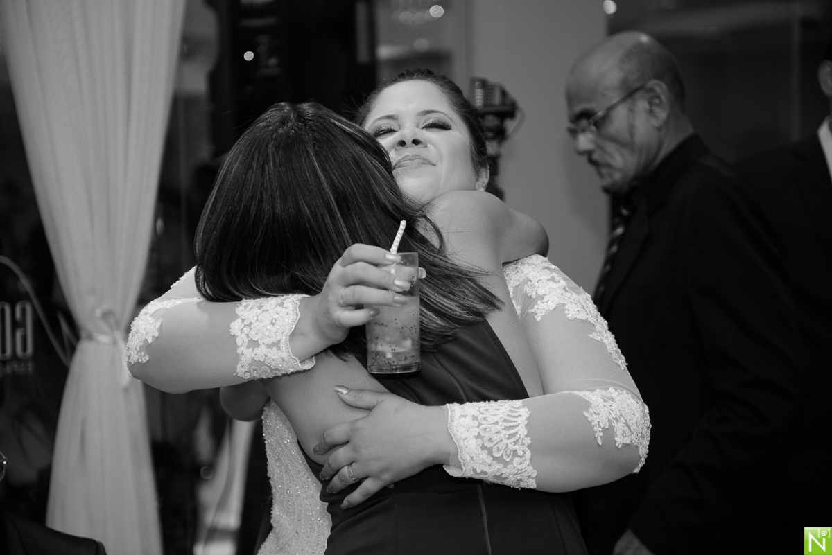 Cerimonia e Recepção: Picui, Wgoumert, Buffet Wgoumert, Arrazo Noivas, Banda: Som de Vinil mcz, DJ: Saulo Richard, Make e Hair: Aninha Lyra, 
Traje noivo: Vert Rouge Sophistige, Fotógrafo de casamento Al,
