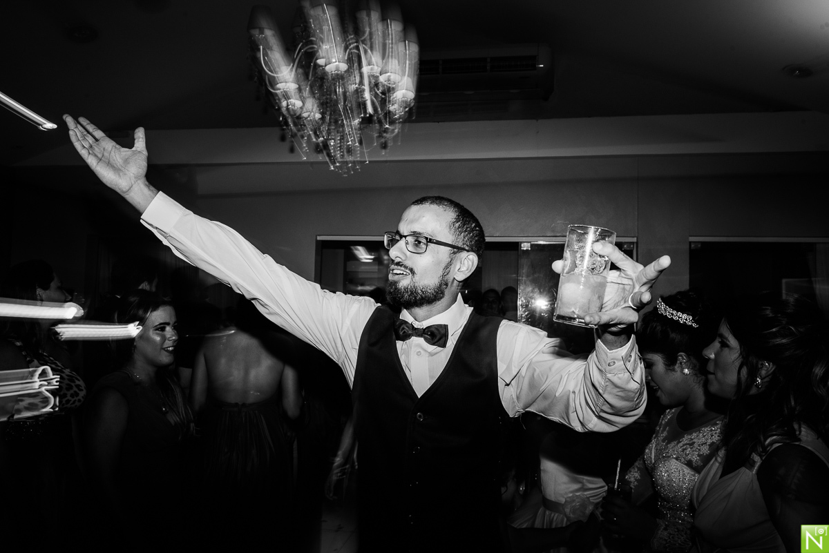 Cerimonia e Recepção: Picui, Wgoumert, Buffet Wgoumert, Arrazo Noivas, Banda: Som de Vinil mcz, DJ: Saulo Richard, Make e Hair: Aninha Lyra, 
Traje noivo: Vert Rouge Sophistige, Fotógrafo de casamento Al,
