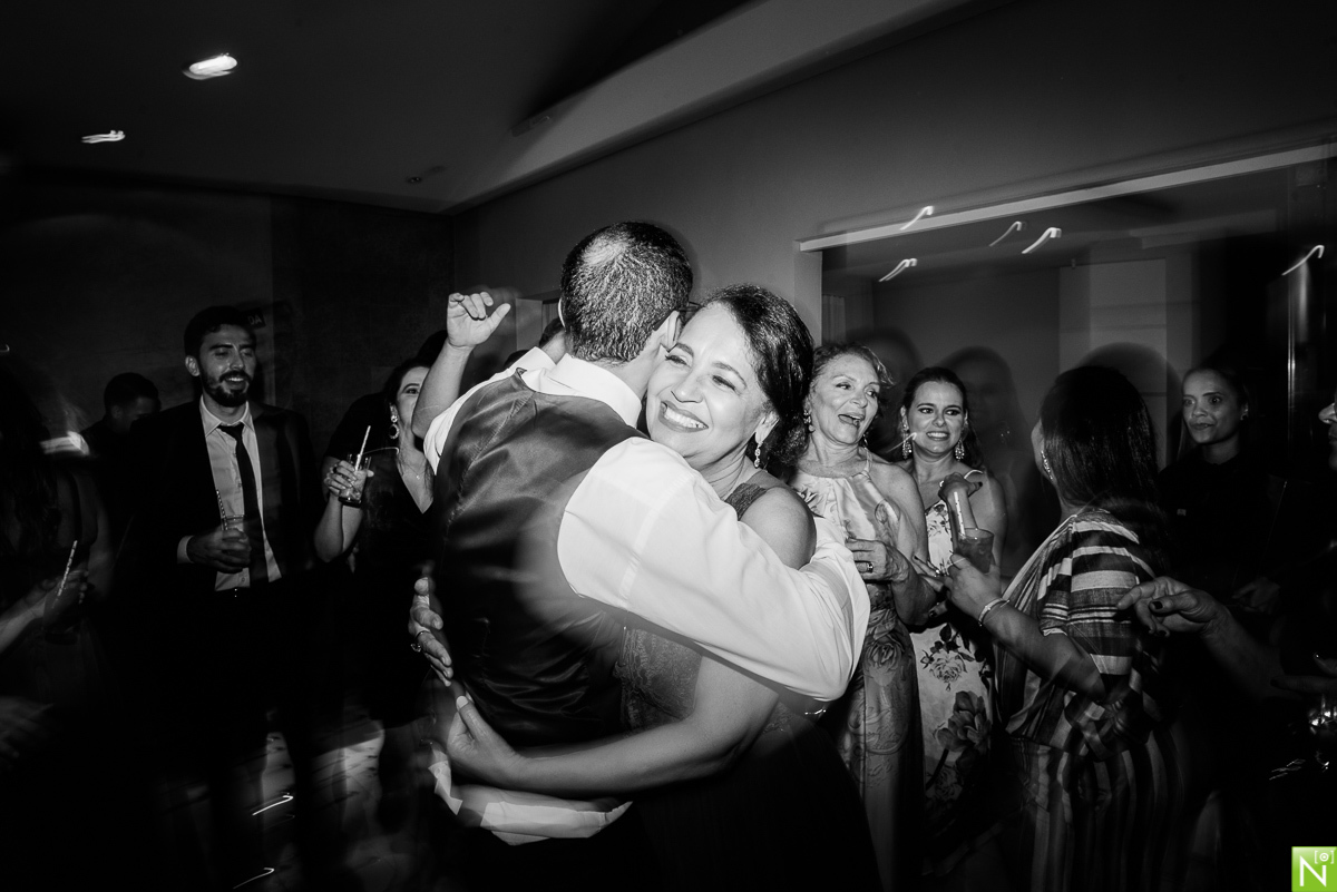 Cerimonia e Recepção: Picui, Wgoumert, Buffet Wgoumert, Arrazo Noivas, Banda: Som de Vinil mcz, DJ: Saulo Richard, Make e Hair: Aninha Lyra, 
Traje noivo: Vert Rouge Sophistige, Fotógrafo de casamento Al,
