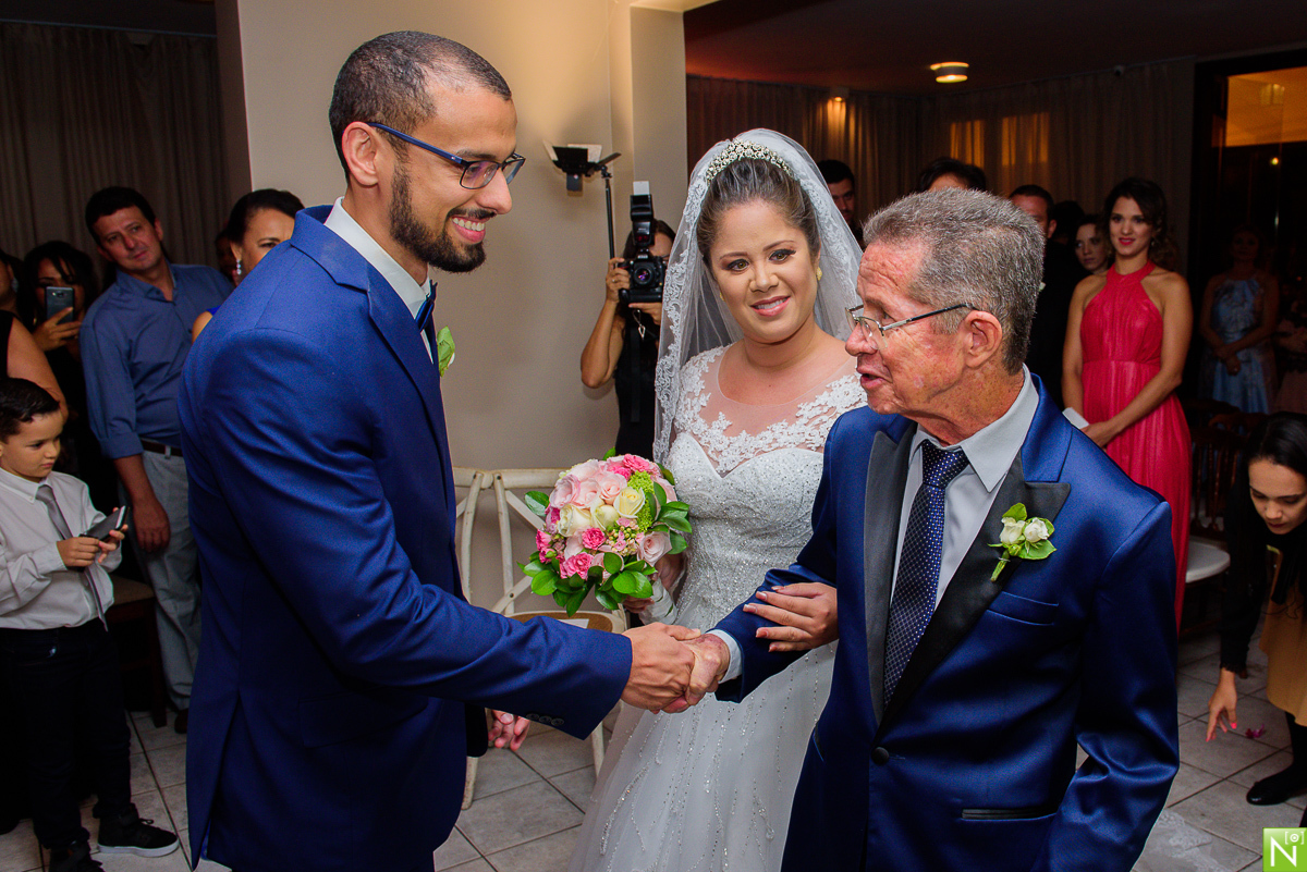 Cerimonia e Recepção: Picui, Wgoumert, Buffet Wgoumert, Arrazo Noivas, Banda: Som de Vinil mcz, DJ: Saulo Richard, Make e Hair: Aninha Lyra, 
Traje noivo: Vert Rouge Sophistige, Fotógrafo de casamento Al,
