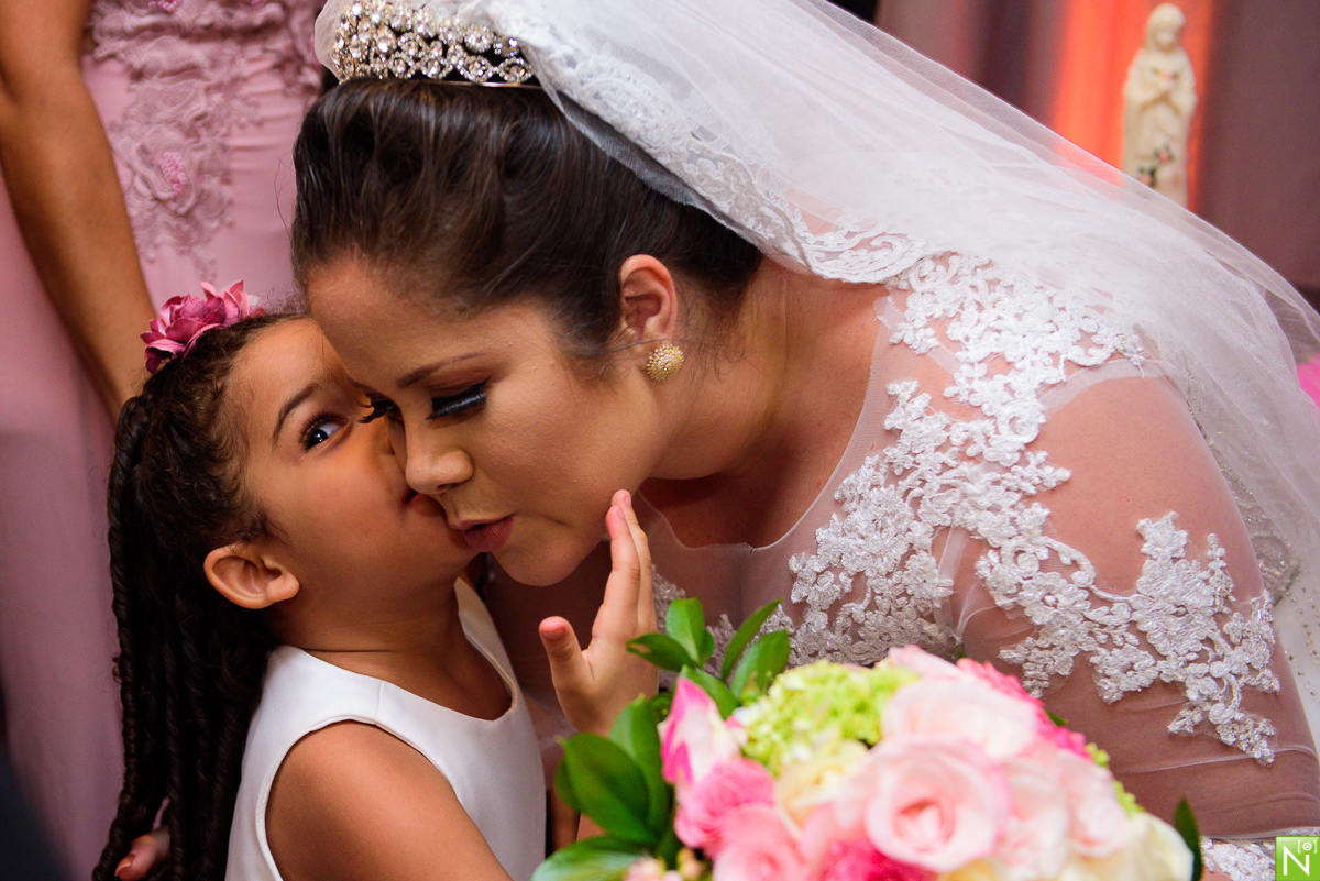 Cerimonia e Recepção: Picui, Wgoumert, Buffet Wgoumert, Arrazo Noivas, Banda: Som de Vinil mcz, DJ: Saulo Richard, Make e Hair: Aninha Lyra, 
Traje noivo: Vert Rouge Sophistige, Fotógrafo de casamento Al,
