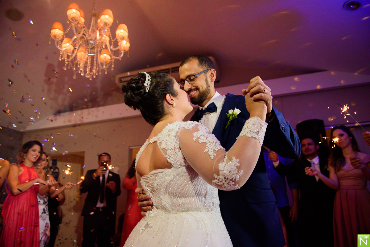 Cerimonia e Recepção: Picui, Wgoumert, Buffet Wgoumert, Arrazo Noivas, Banda: Som de Vinil mcz, DJ: Saulo Richard, Make e Hair: Aninha Lyra, 
Traje noivo: Vert Rouge Sophistige, Fotógrafo de casamento Al,
