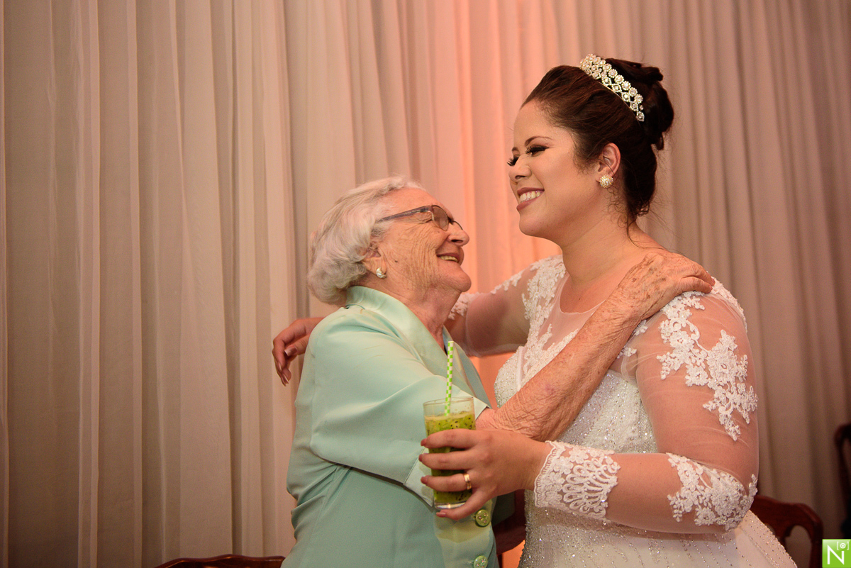 Cerimonia e Recepção: Picui, Wgoumert, Buffet Wgoumert, Arrazo Noivas, Banda: Som de Vinil mcz, DJ: Saulo Richard, Make e Hair: Aninha Lyra, 
Traje noivo: Vert Rouge Sophistige, Fotógrafo de casamento Al,
