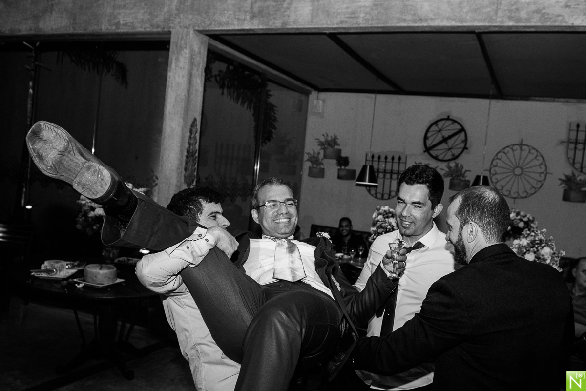 Fotógrafo de casamento Al, Igreja Santa Catarina de Labouré, Recepção e Buffet: Sabatelli, Manu Toledo, Paulo Lemer, Make Luana Souza, Hair Janaína Cabelos, Alfa Cerimonial, Vert  Rouge, DJ Alan Dias, Decoração Aline Chaves, Joseane bem Casados, Bolo Deli